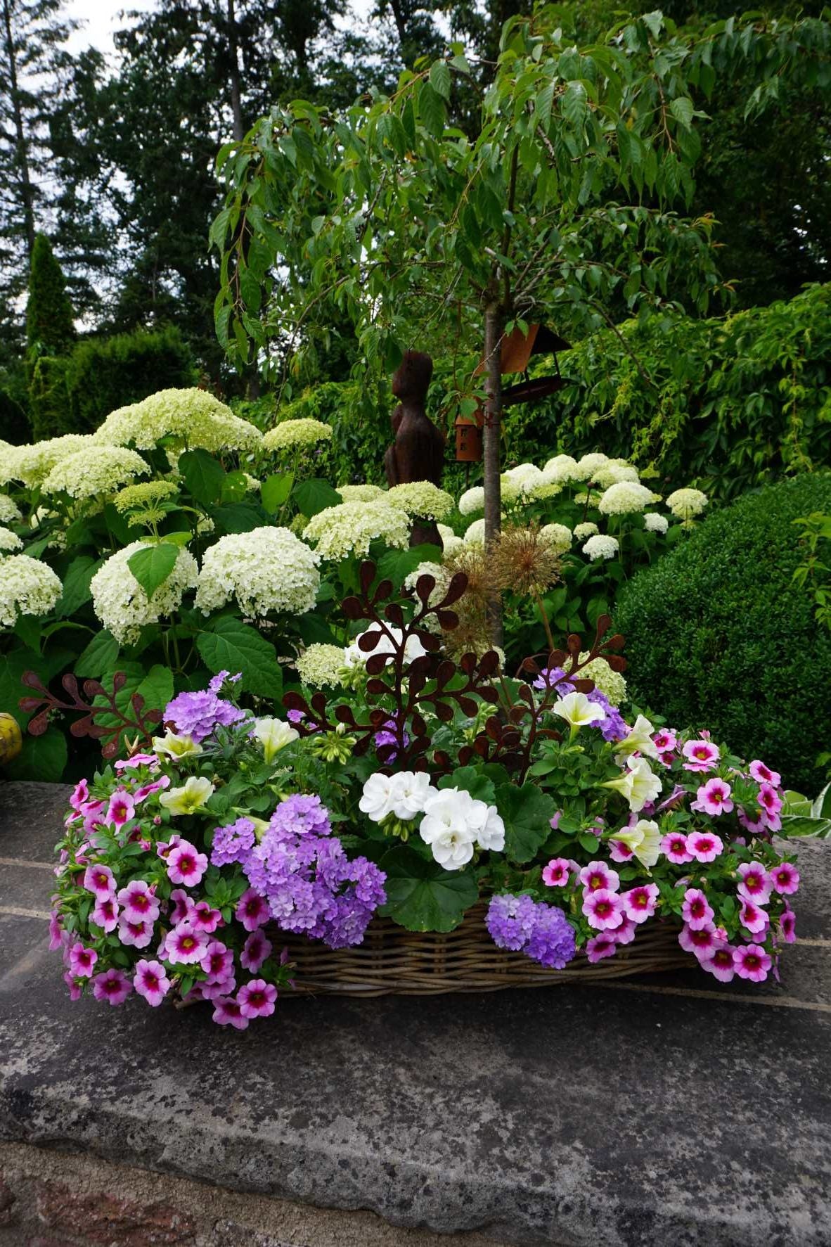 Blätterzweig Safiore "E"