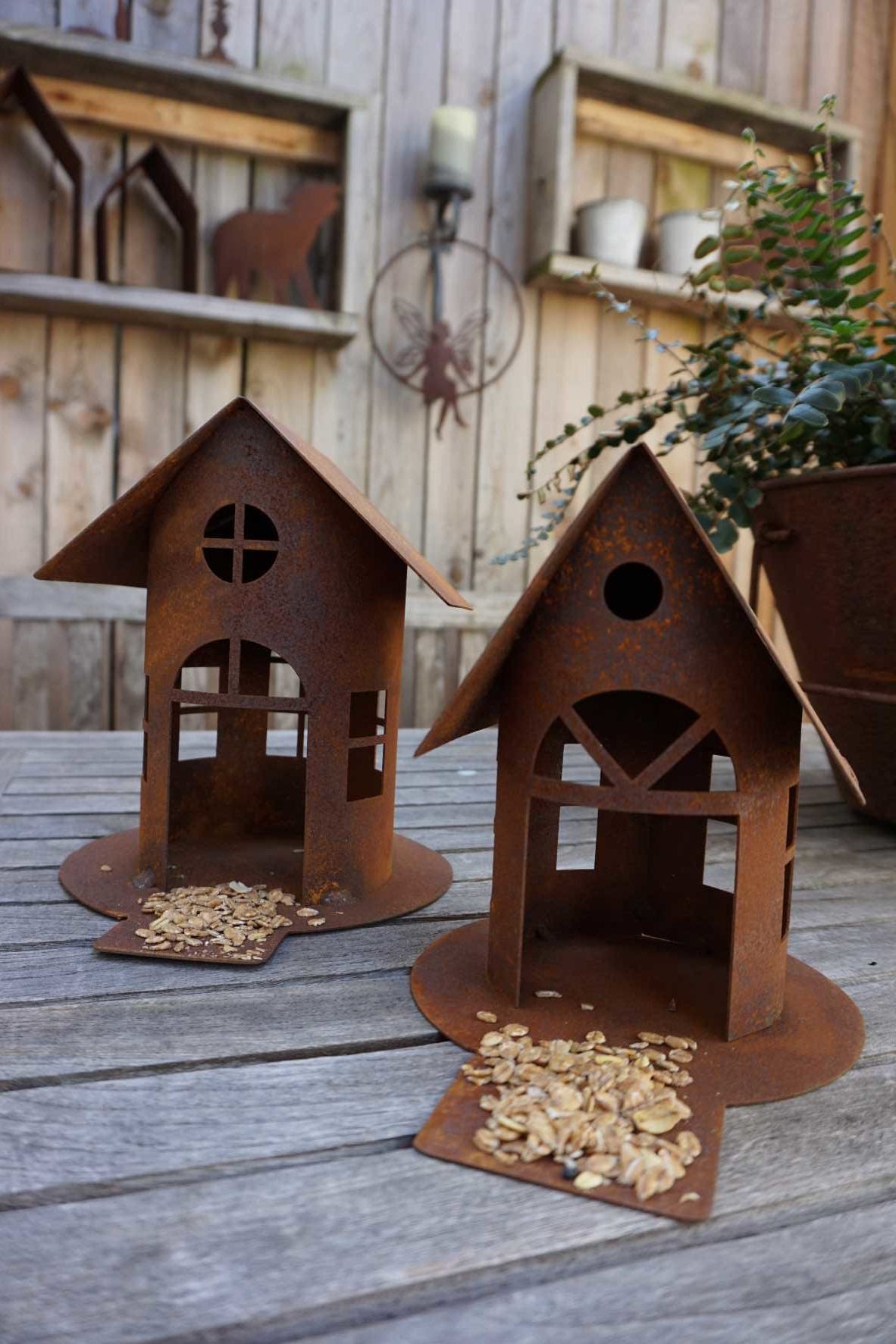 Vogelhaus mit Steg klein