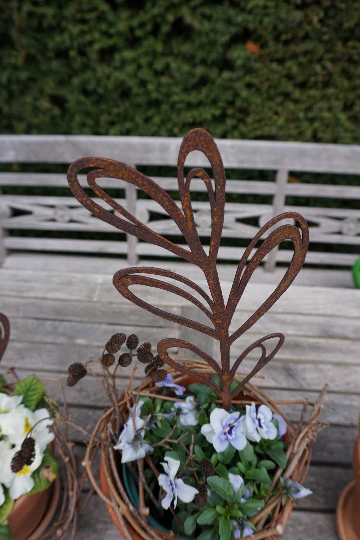 Plant marker "Sketches" with round leaves H32