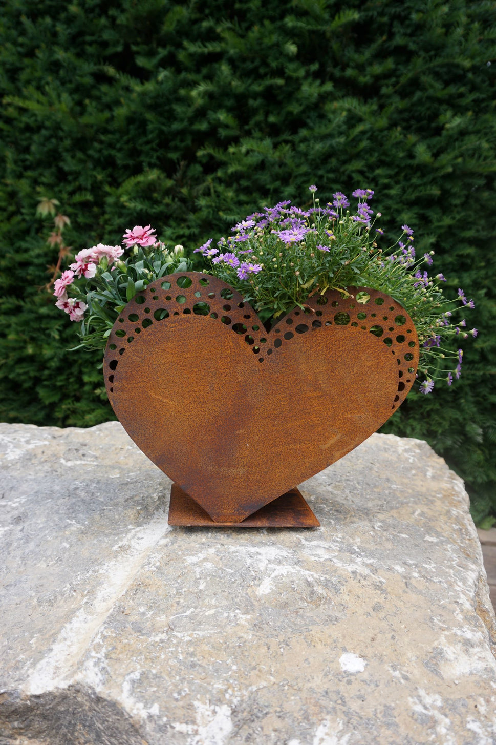 Herz filigran auf Platte