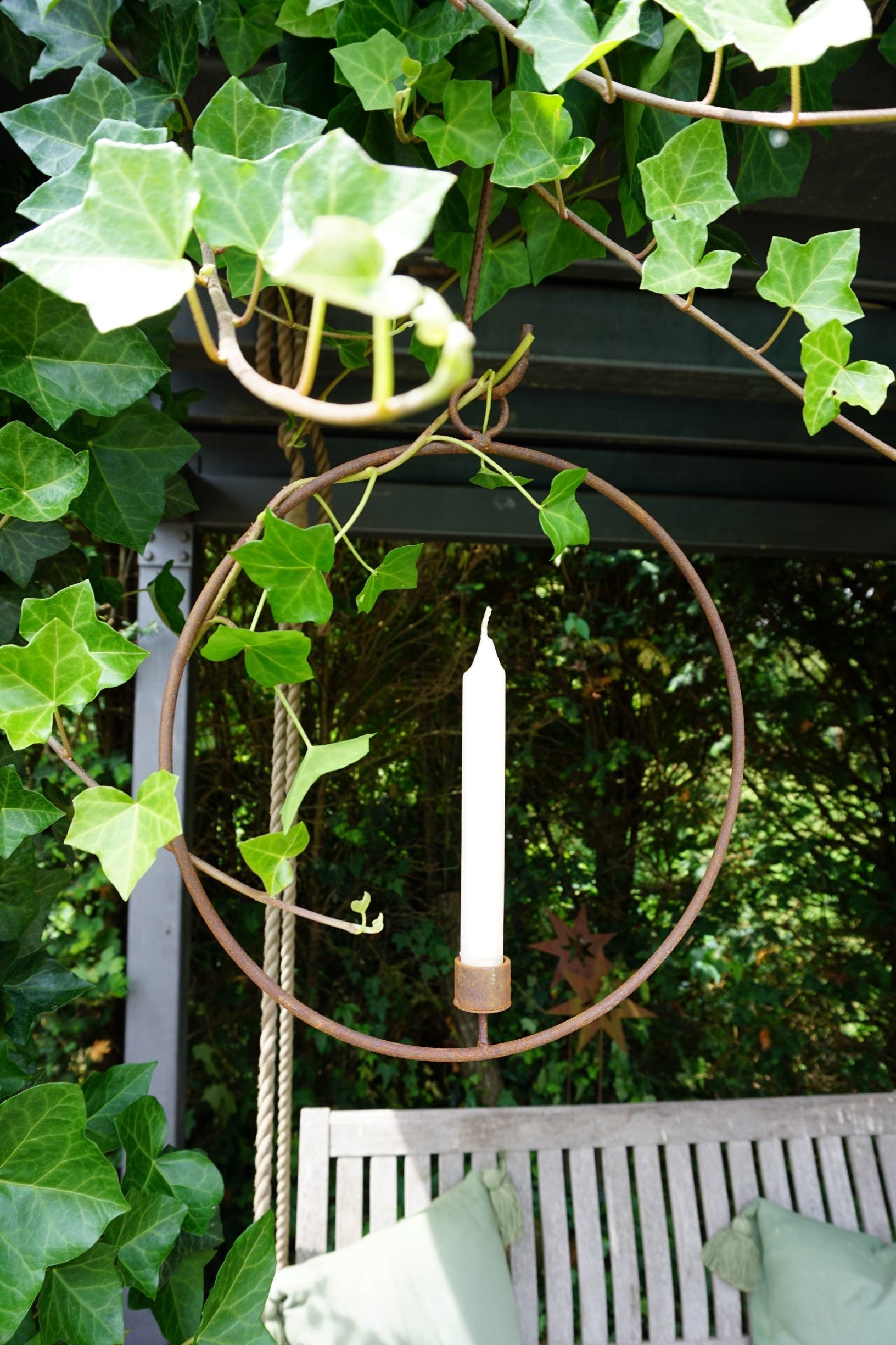 Deko-Ring mit Kerzenhalter