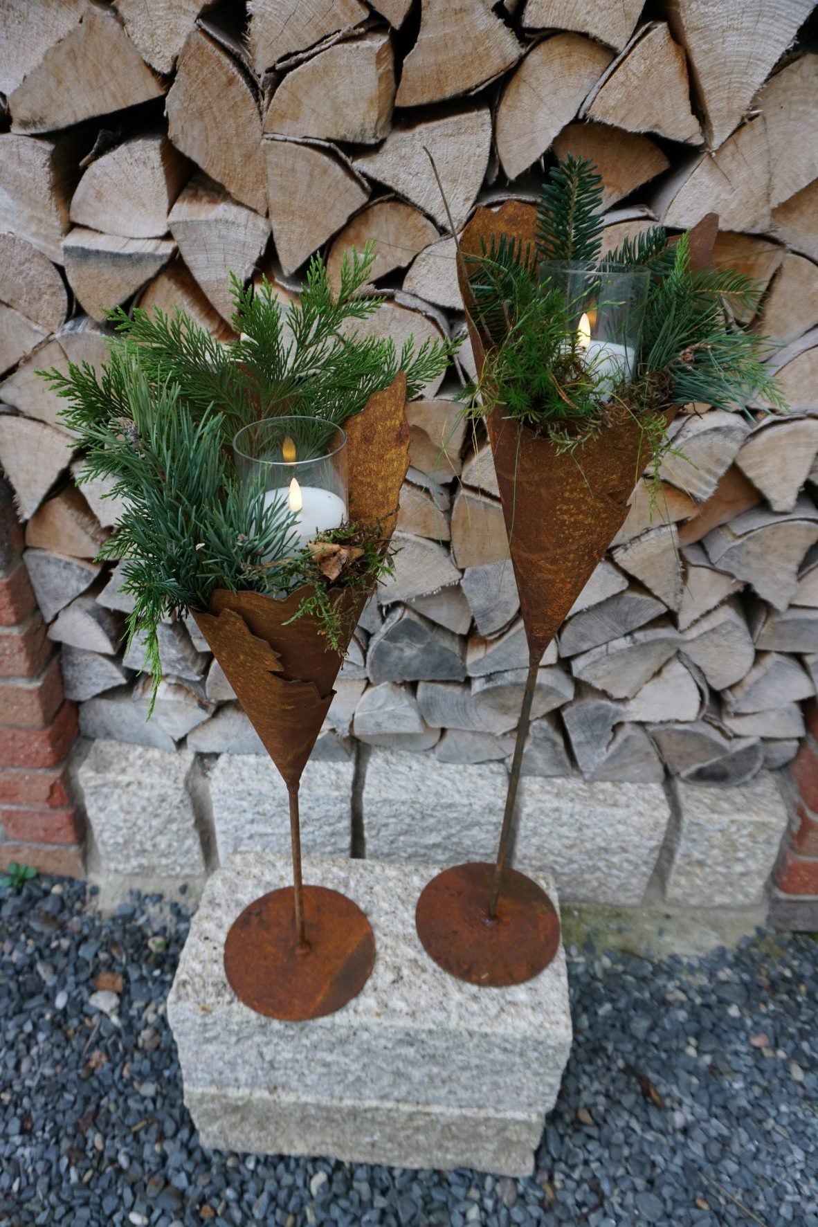 Metalltüten auf Ständer 2er Set