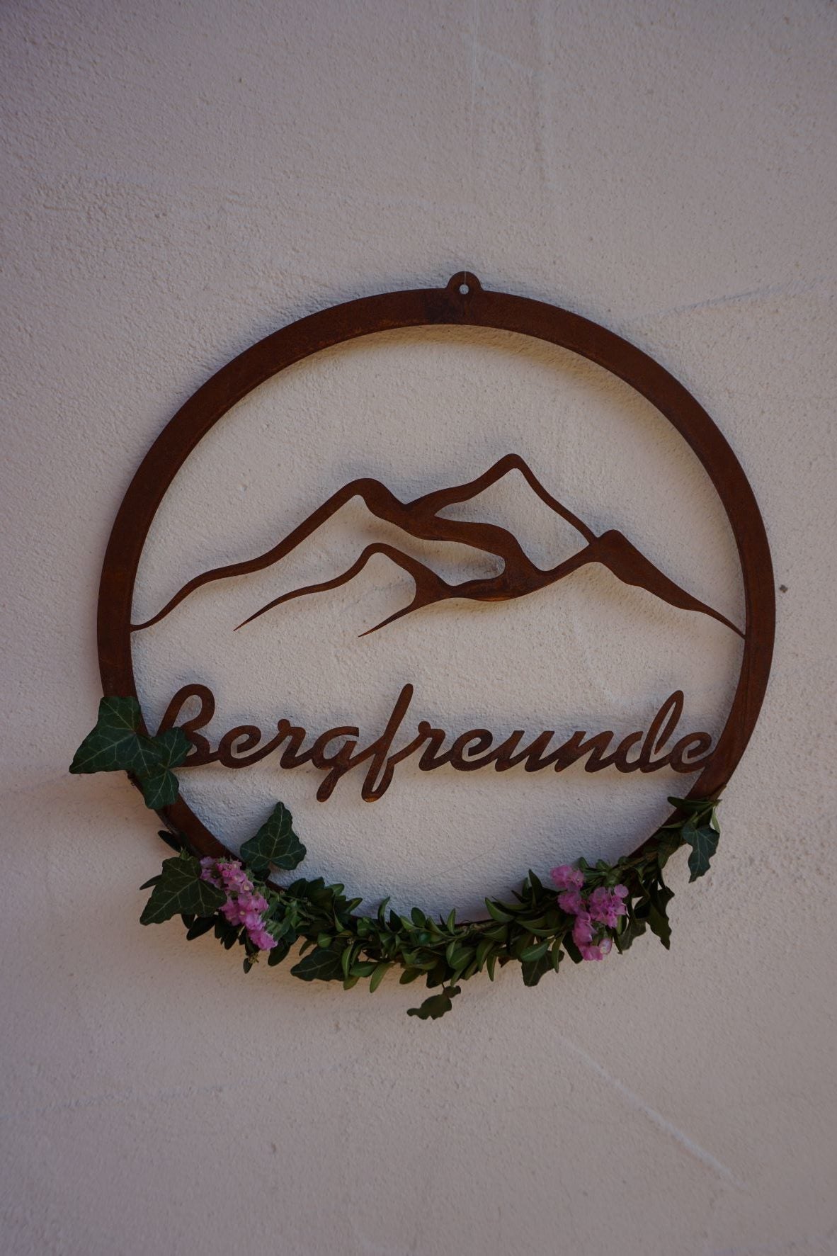 Schild "BERGFREUNDE"