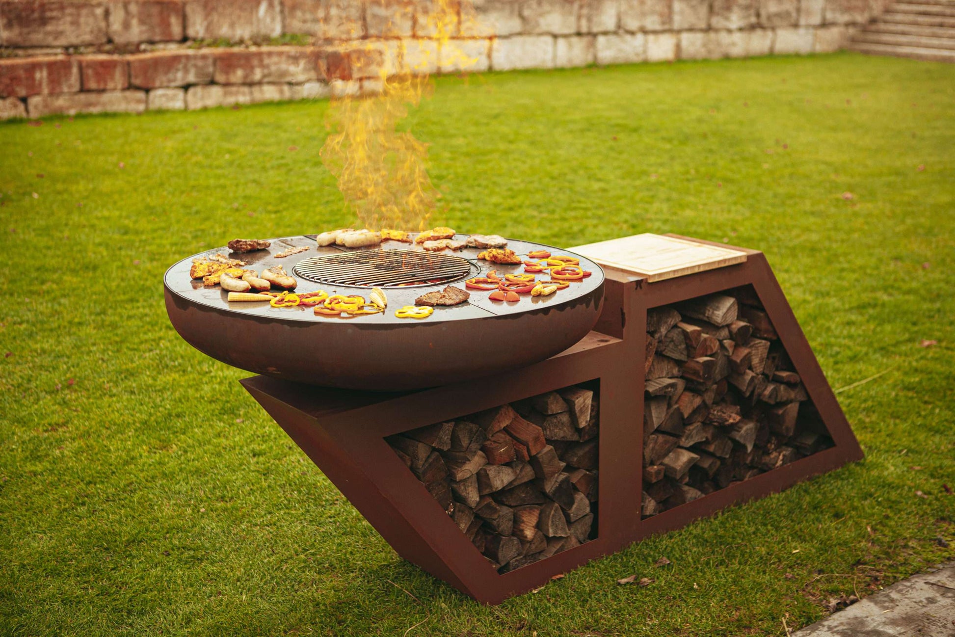 Charcoal grill - Modern - incl. plancha