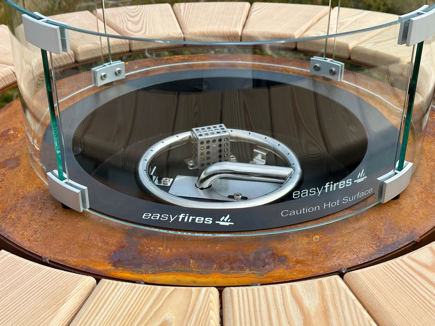 Barbecue/Fire Pit -Freiburg-