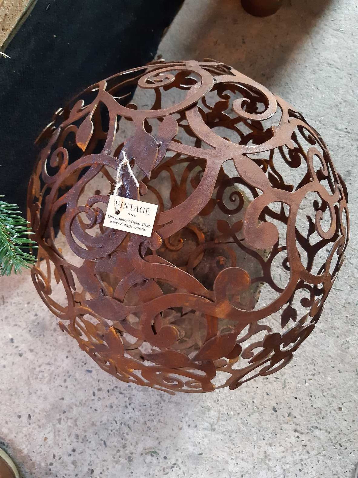 Edelrost Barock-Kugel