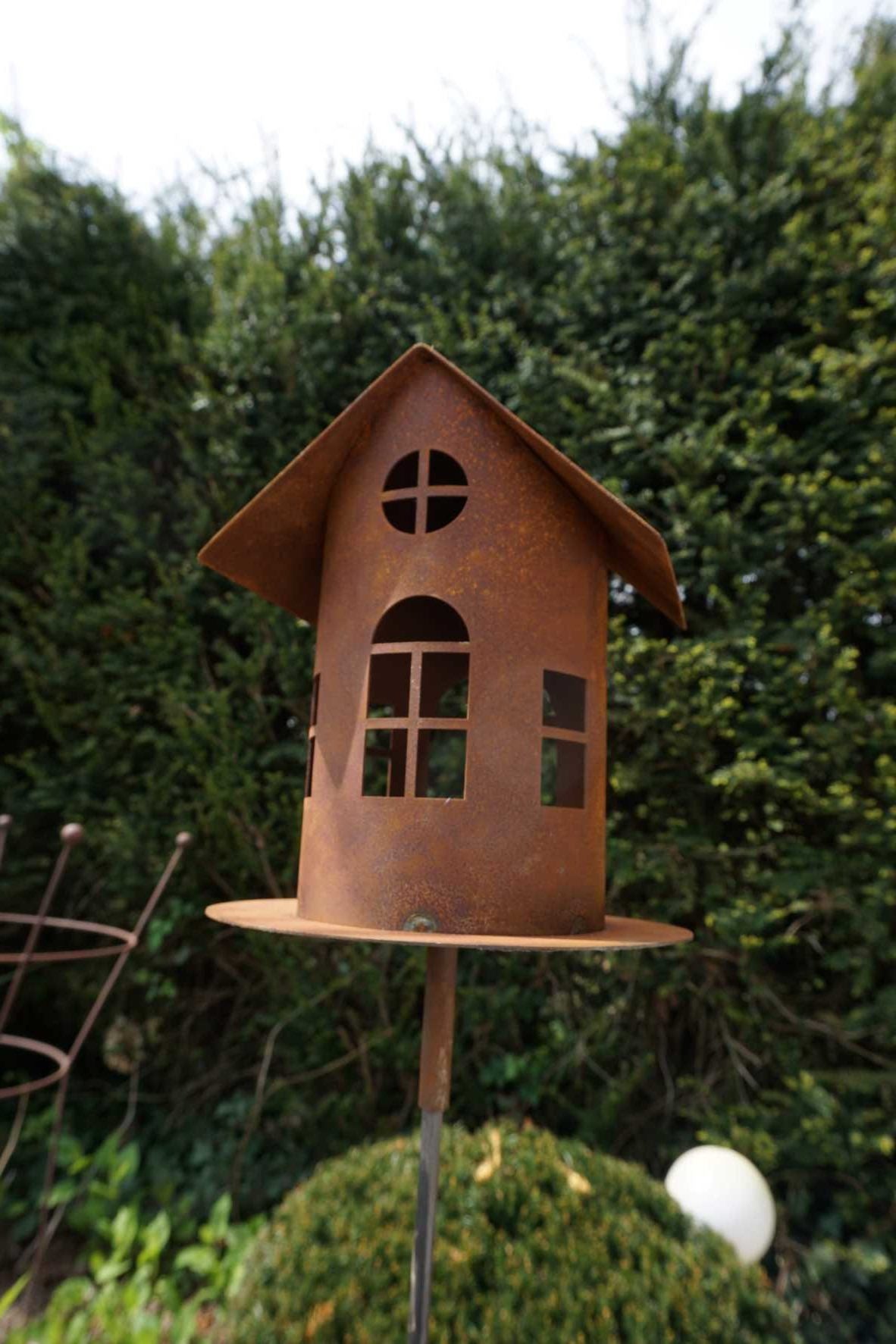 Birdhouse with Perch (for Pole)