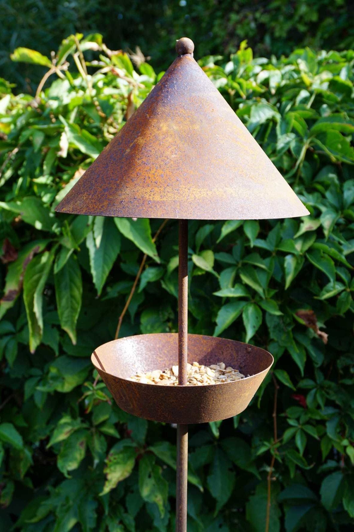 Birdhouse with column