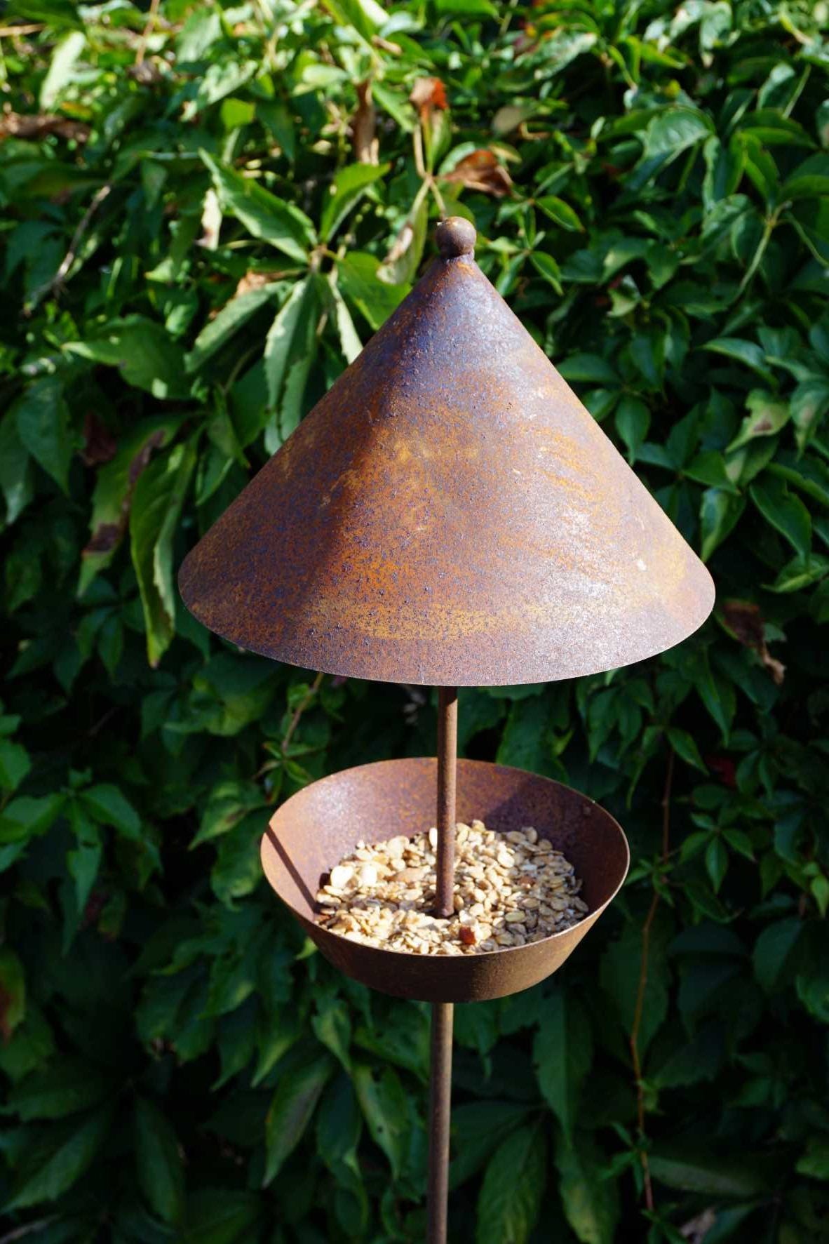 Birdhouse with column