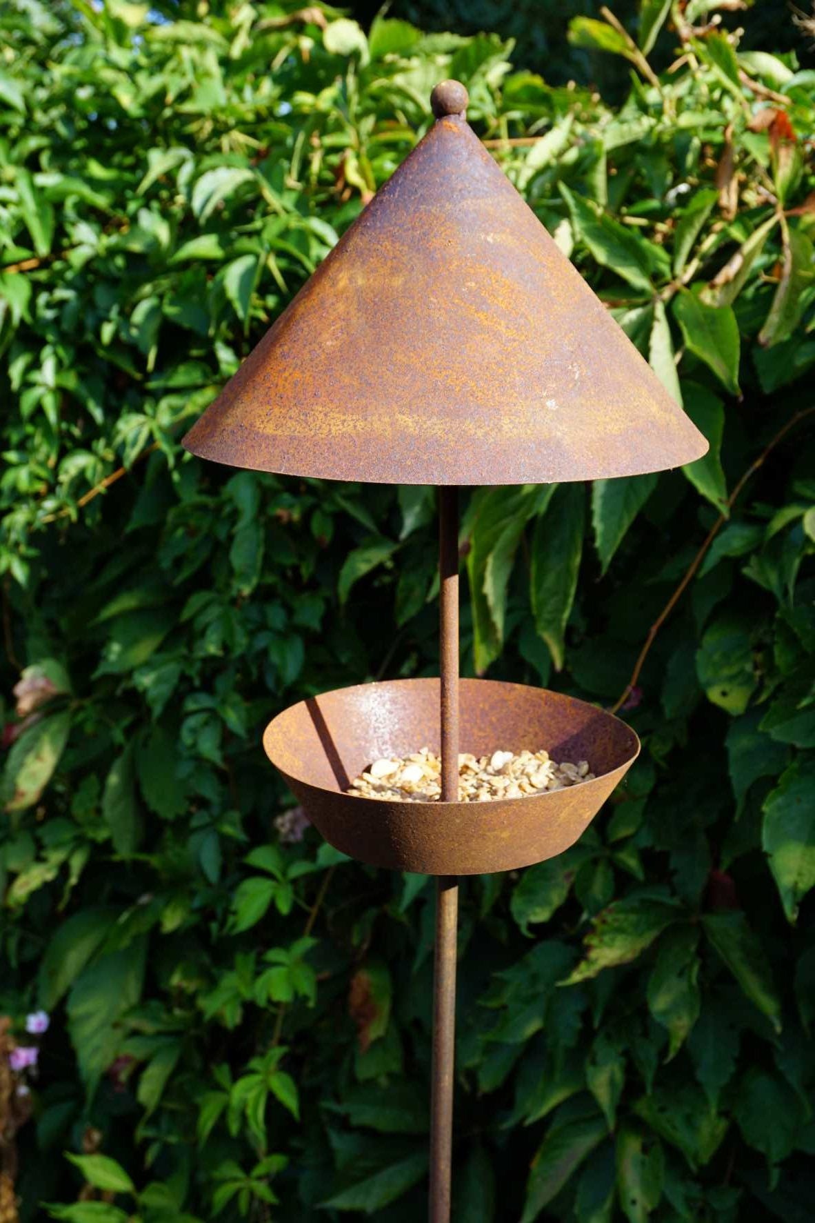 Birdhouse with column
