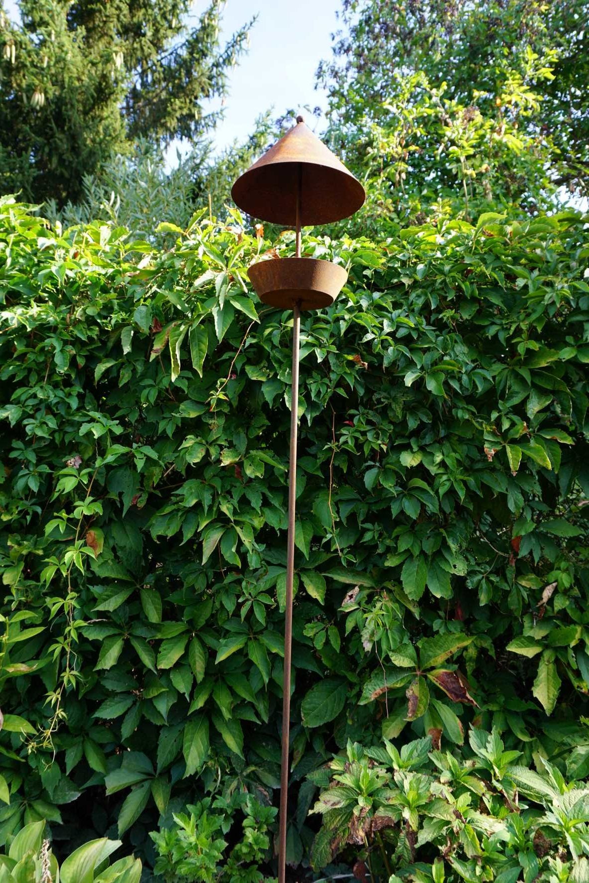 Birdhouse with column