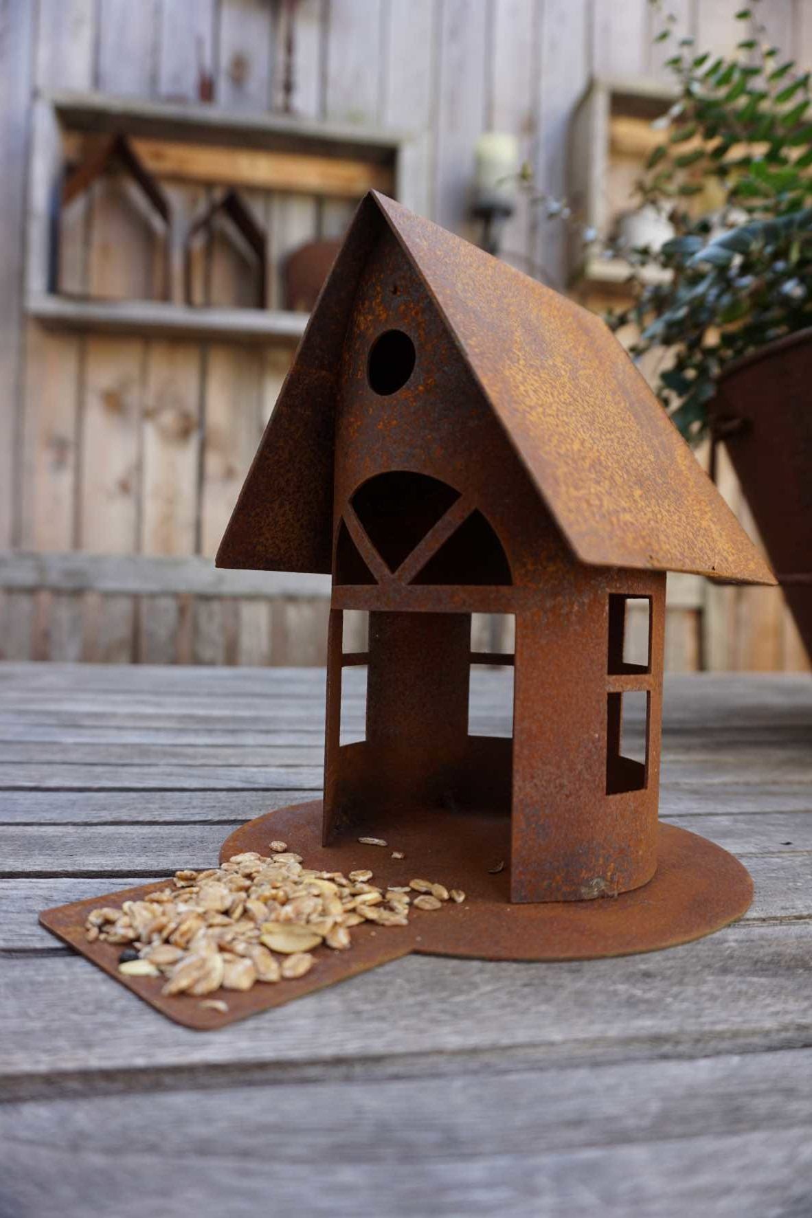 Vogelhaus mit Steg klein