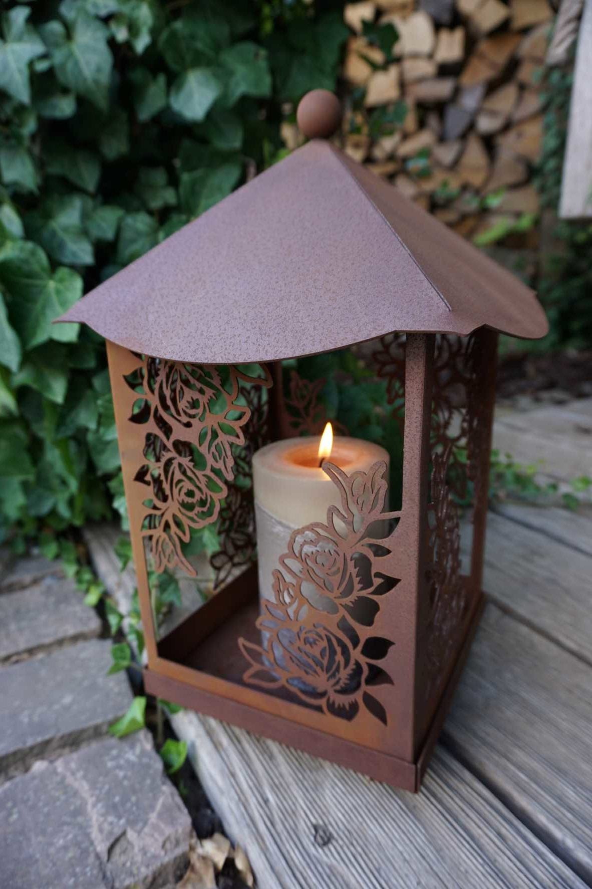 Lantern of Roses