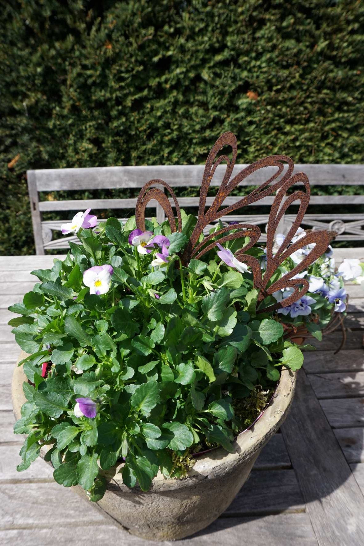 Plant Stick "Sketches" with Round Leaves H28