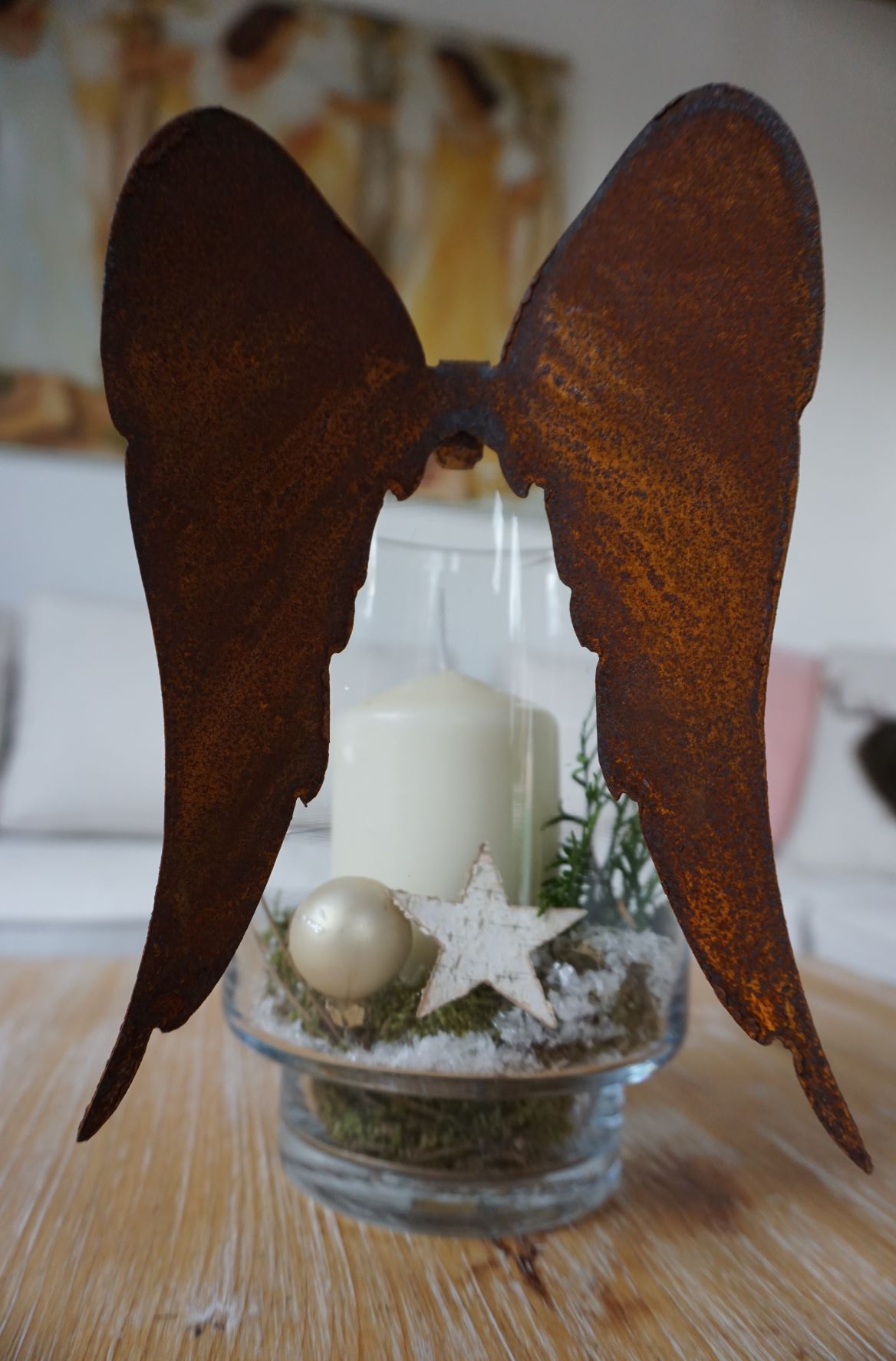 Long angel wings