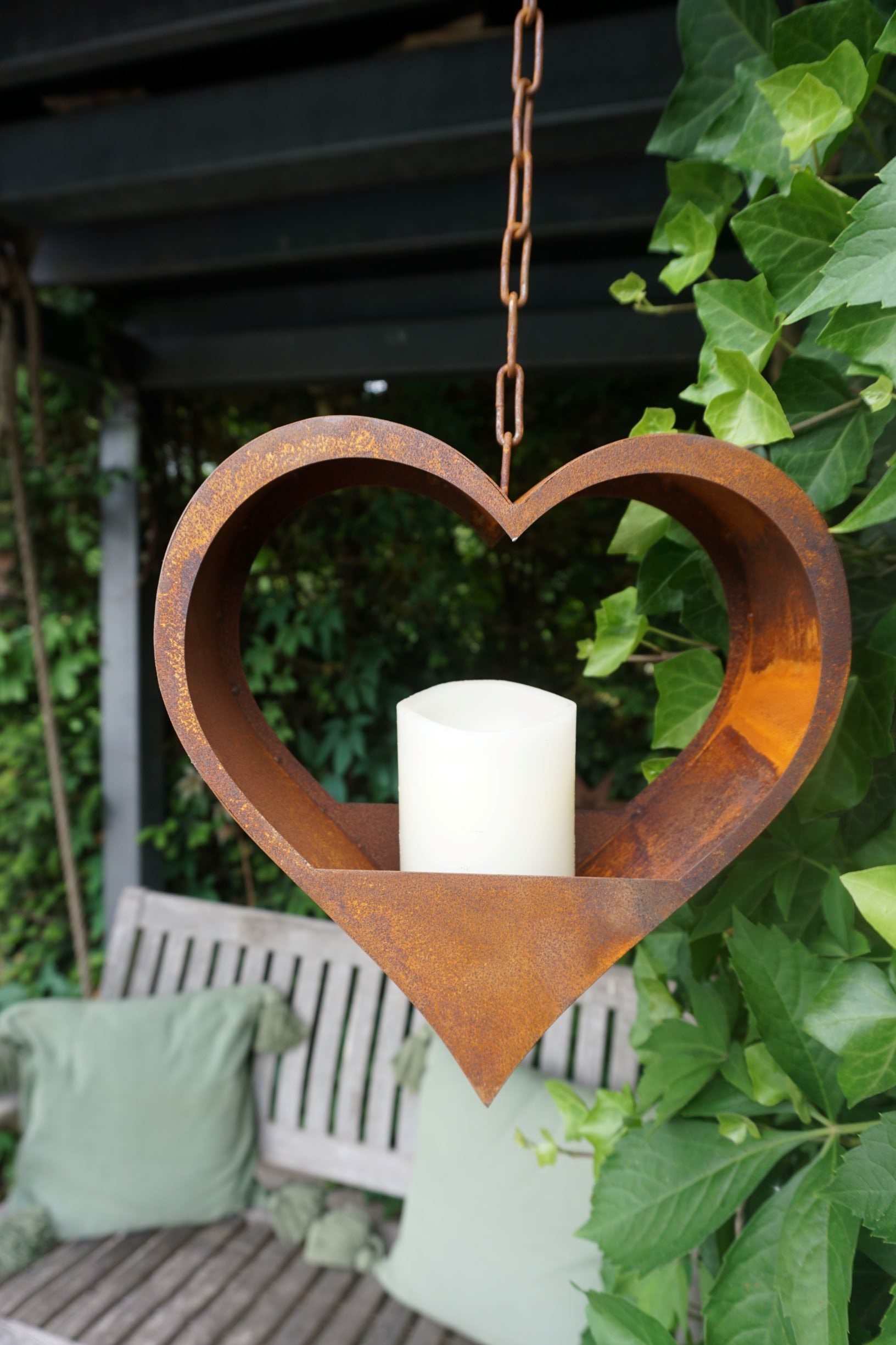 Heart with chain