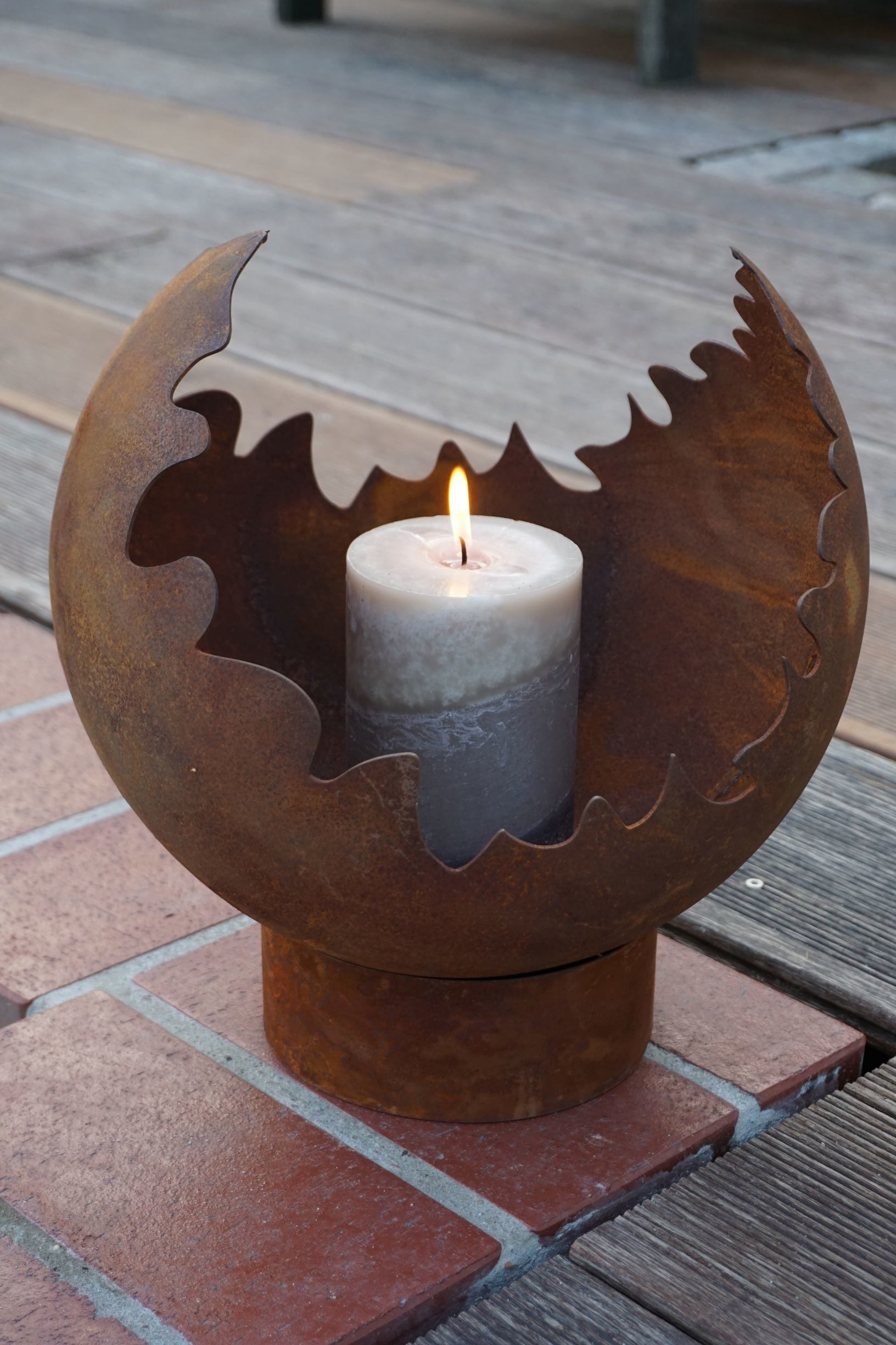 Planter / Fire Pit Ball
