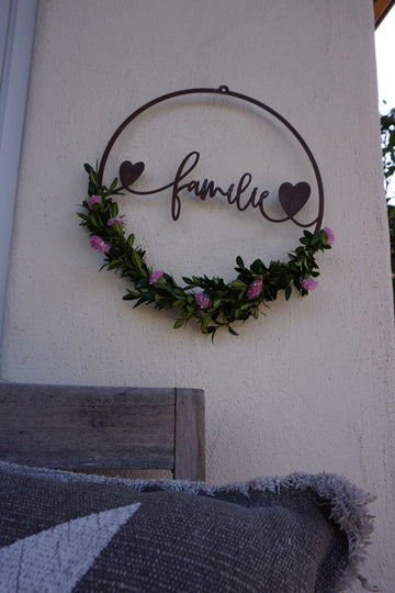 Schild "Familie" zum Hängen